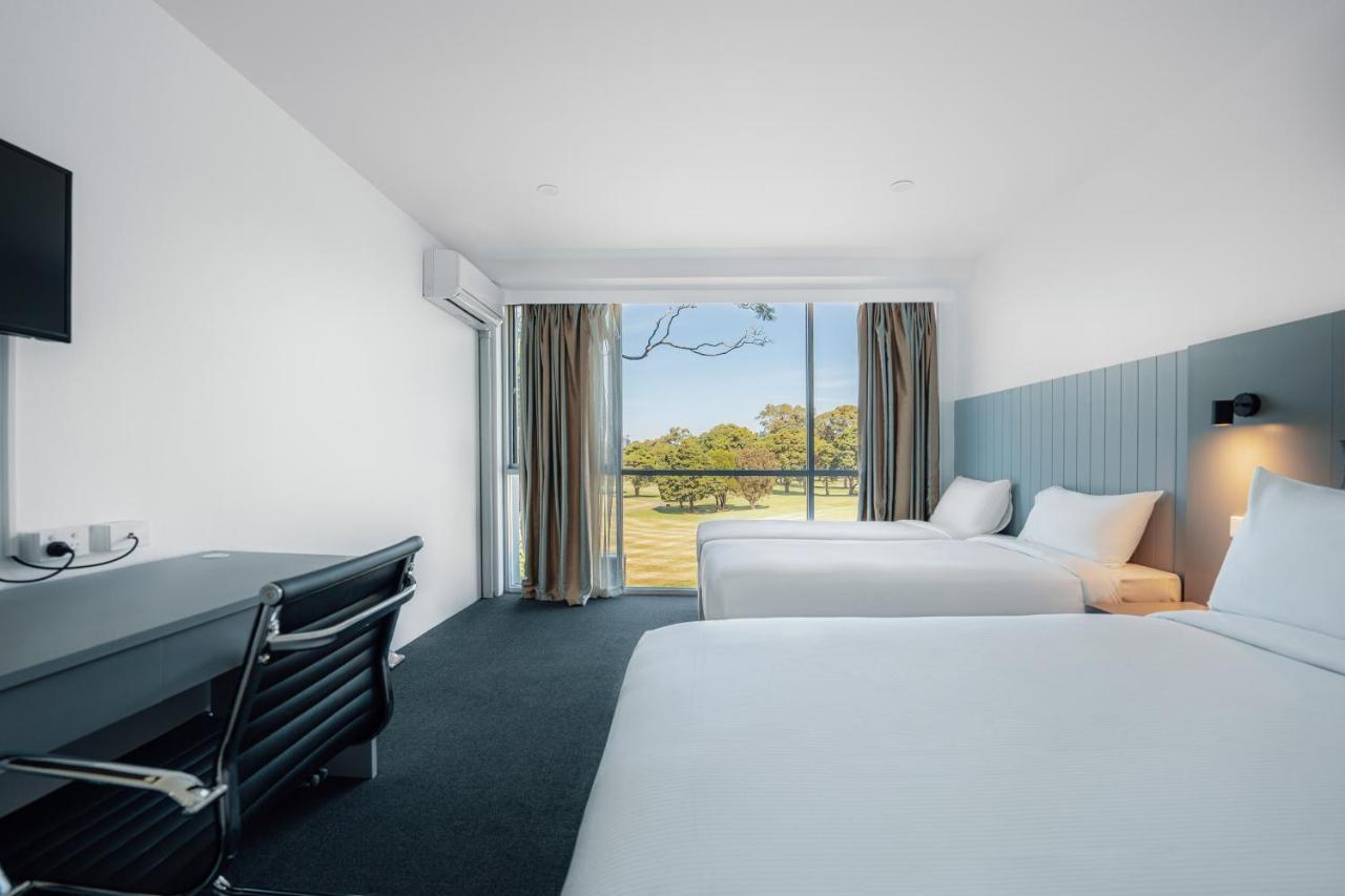 The Select Inn Ryde West Ryde Bagian luar foto
