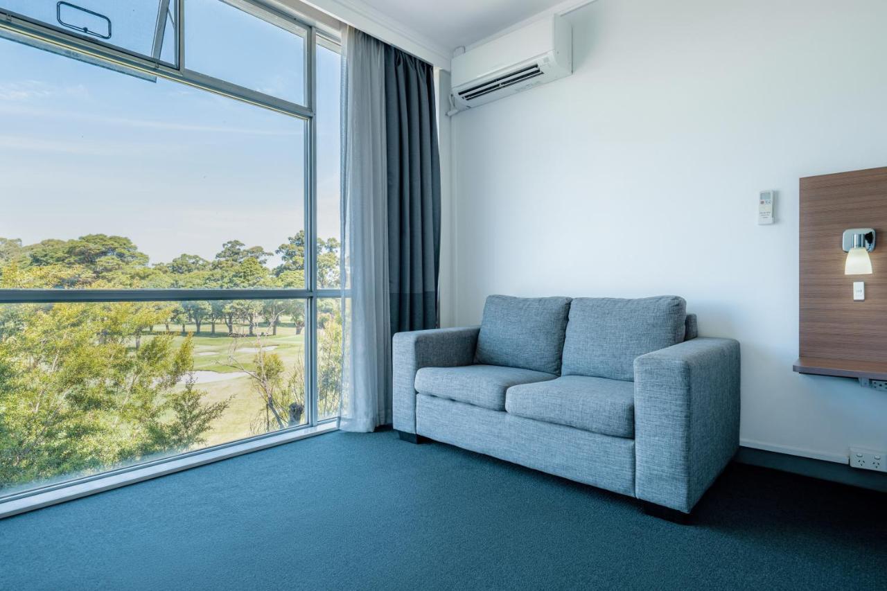 The Select Inn Ryde West Ryde Bagian luar foto