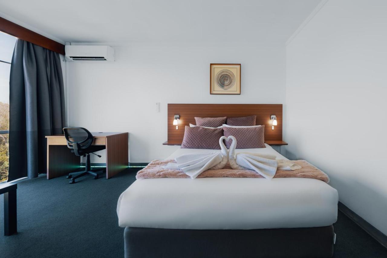 The Select Inn Ryde West Ryde Bagian luar foto