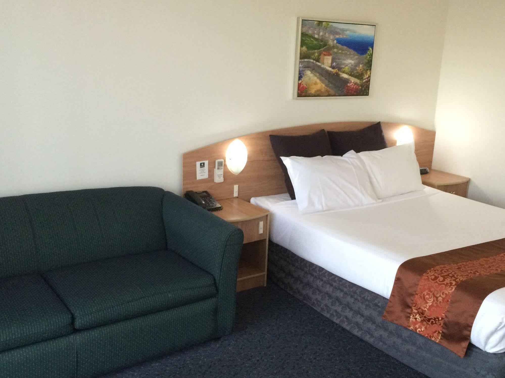 The Select Inn Ryde West Ryde Bagian luar foto
